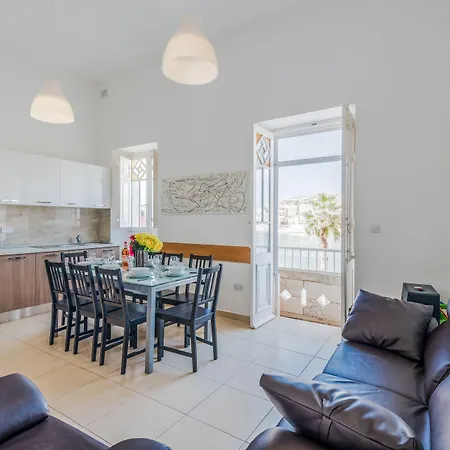 Blue Harbour: Seafront With Terrace Views Apartment St. Paul's Bay