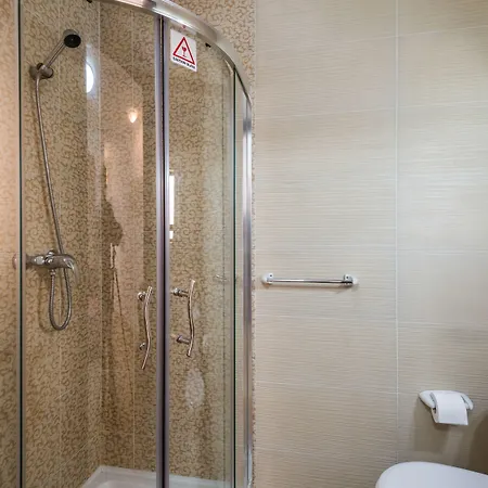 Daire Blue Harbour 2 Bedroom Seafront With Large Terrace With Spectacular Sea Views - By Getawaysmalta