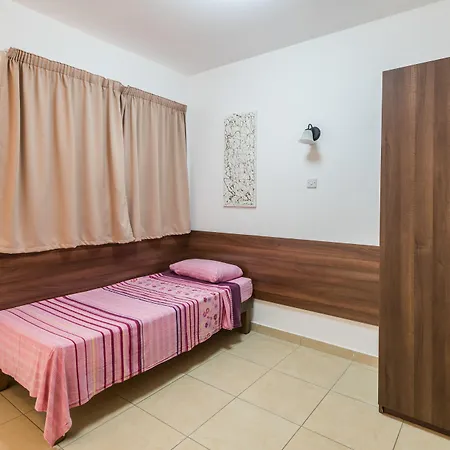 Apartment Blue Harbour: Seafront With Terrace Views