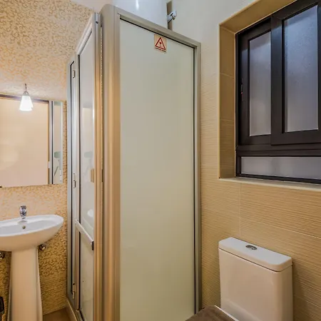 Blue Harbour 2 Bedroom Seafront With Large Terrace With Spectacular Sea Views - By Getawaysmalta * St. Paul's Bay
