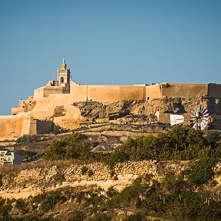 Blue Harbour 2 Bedroom Seafront With Large Terrace With Spectacular Sea Views - By Getawaysmalta Apartment *