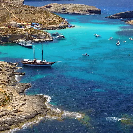 Apartment Blue Harbour: Seafront With Terrace Views St. Paul's Bay