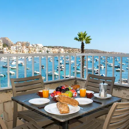 Blue Harbour: Seafront With Terrace Views St. Paul's Bay