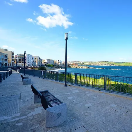 Blue Harbour 2 Bedroom Seafront With Large Terrace With Spectacular Sea Views - By Getawaysmalta Daire