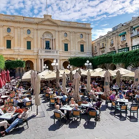 Blue Harbour: Seafront With Terrace Views Apartment St. Paul's Bay