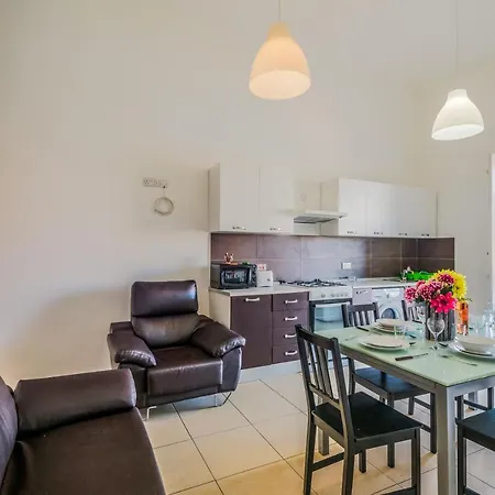 Apartment Blue Harbour: Seafront With Terrace Views St. Paul's Bay