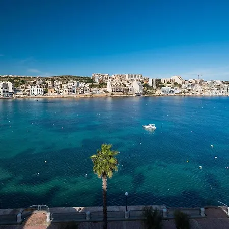Apartment Blue Harbour: Seafront With Terrace Views St. Paul's Bay