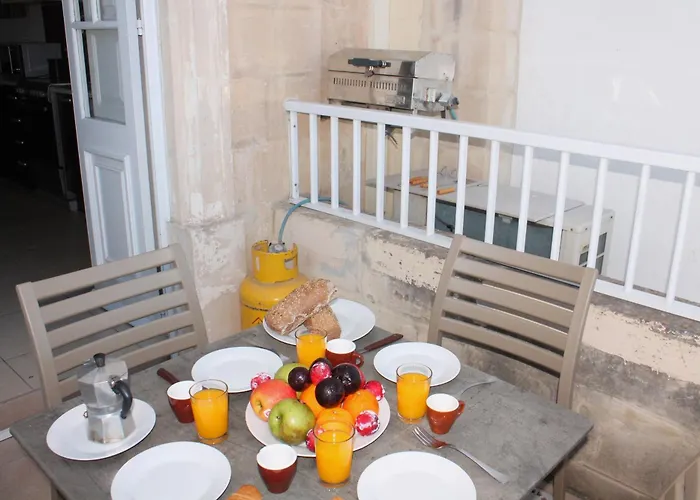 Blue Harbour 2 Bedroom Seafront With Large Terrace With Spectacular Sea Views - By Getawaysmalta *