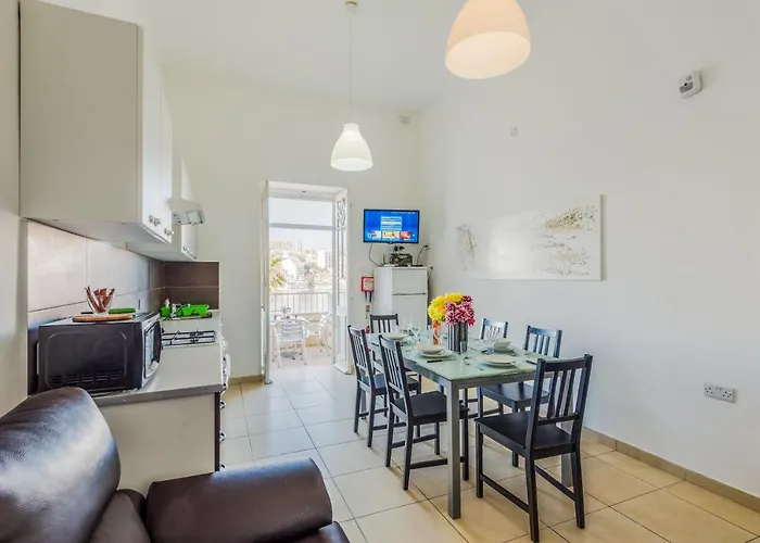 Apartment Blue Harbour 2 Bedroom Seafront With Large Terrace With Spectacular Sea Views - By Getawaysmalta *