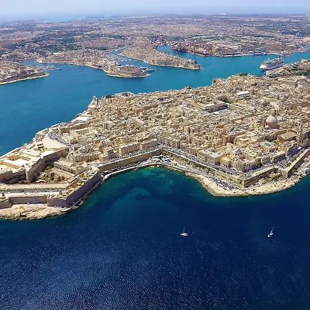 Blue Harbour 2 Bedroom Seafront With Large Terrace With Spectacular Sea Views - By Getawaysmalta *